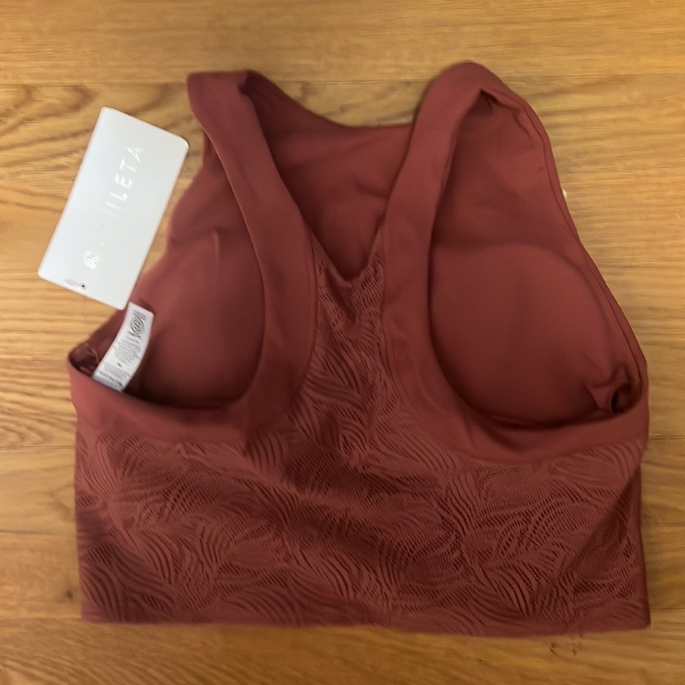 Athleta Conscious Lace crop , cups A-C - Picture 5 of 6